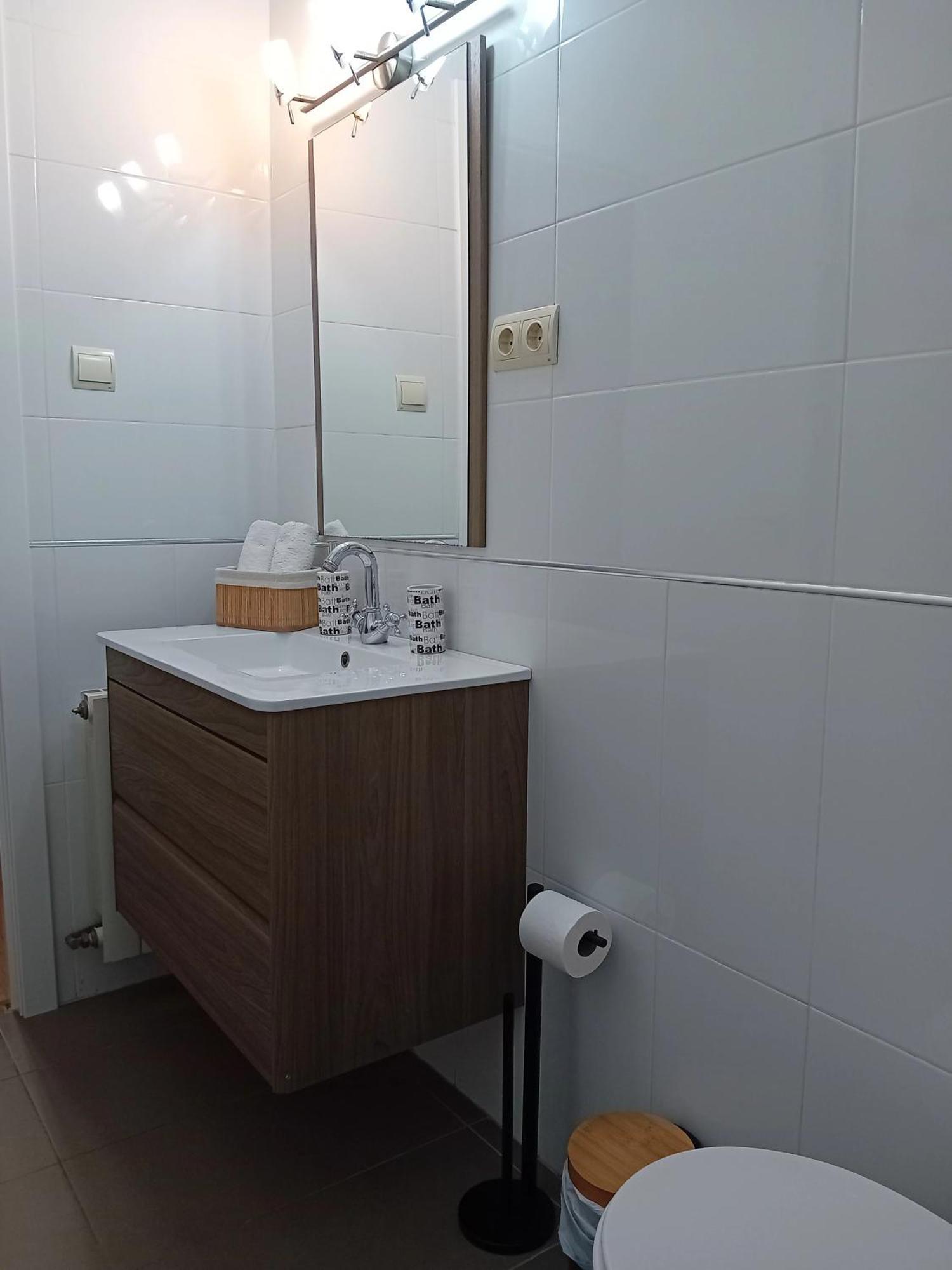 Amplio Apartamento Centro De Alicante Bagian luar foto