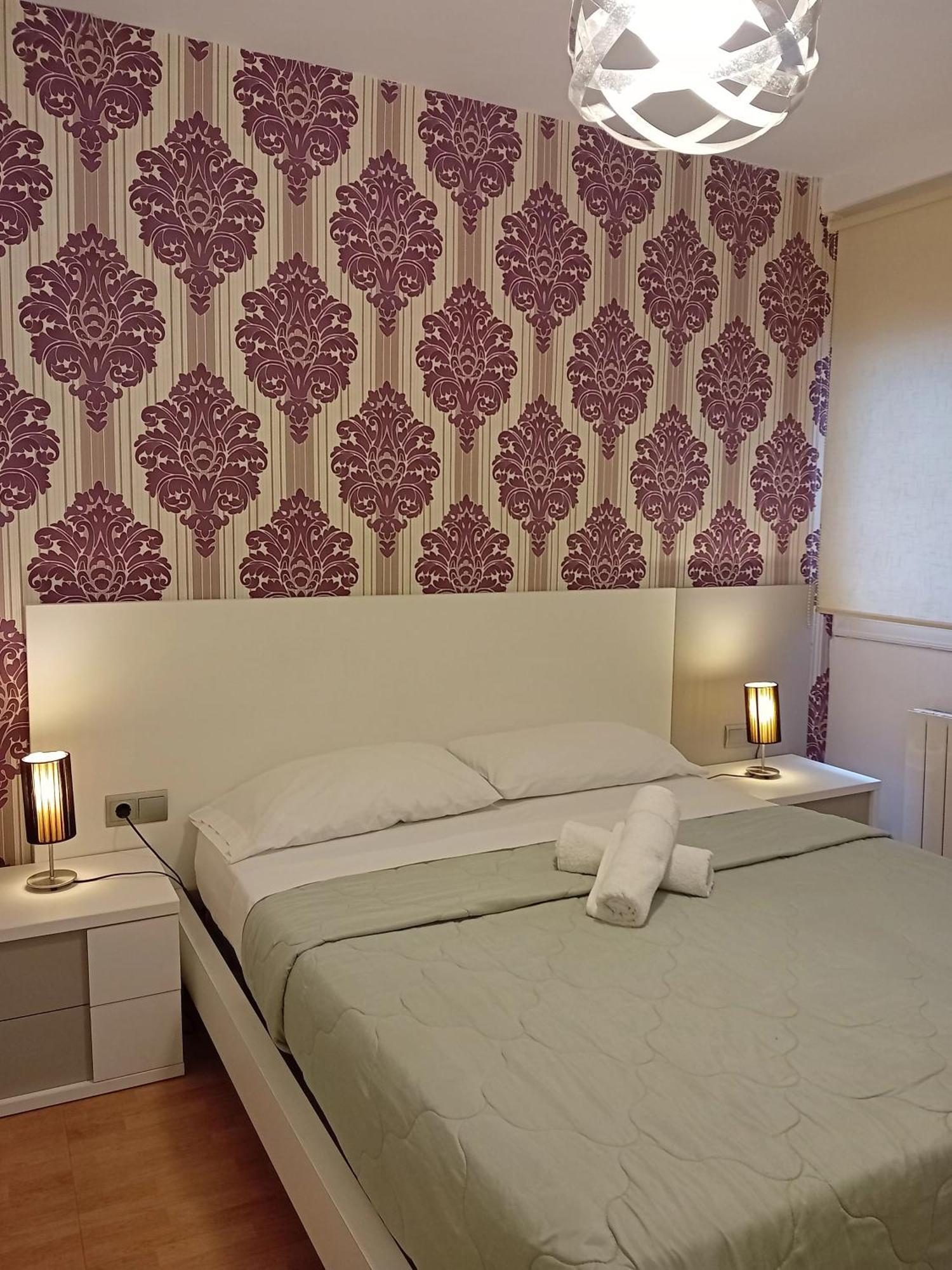 Amplio Apartamento Centro De Alicante Bagian luar foto