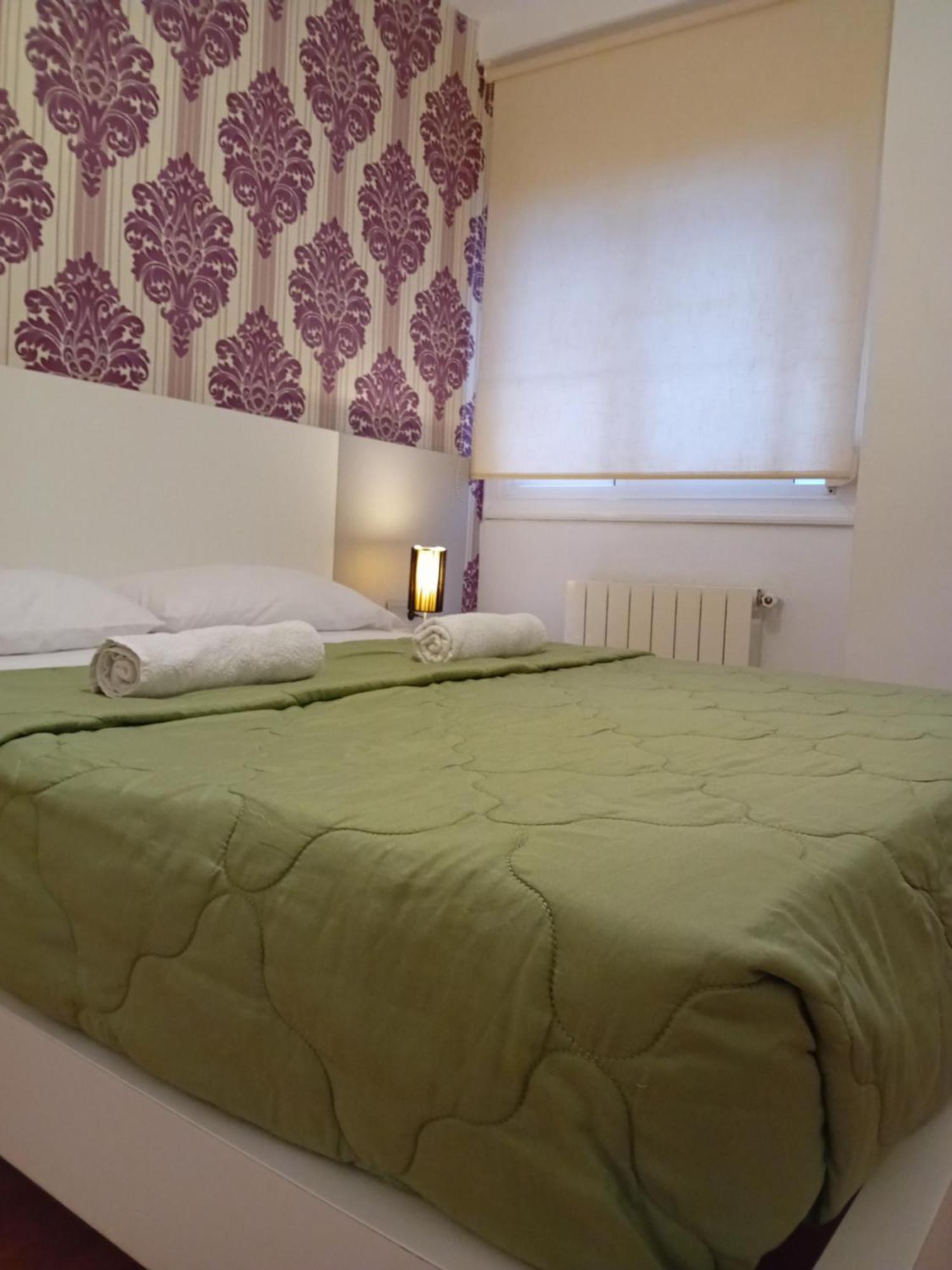 Amplio Apartamento Centro De Alicante Bagian luar foto