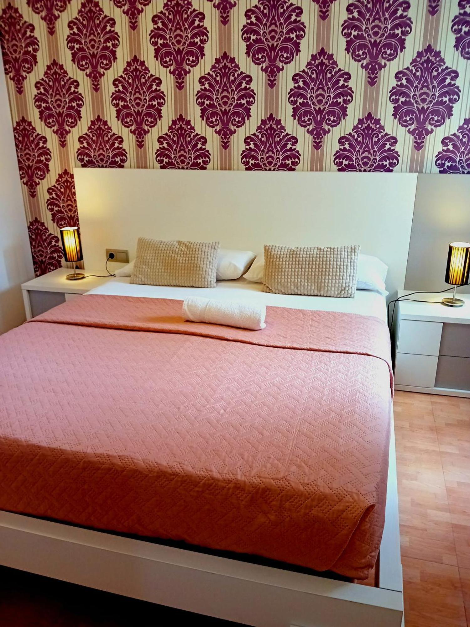 Amplio Apartamento Centro De Alicante Bagian luar foto